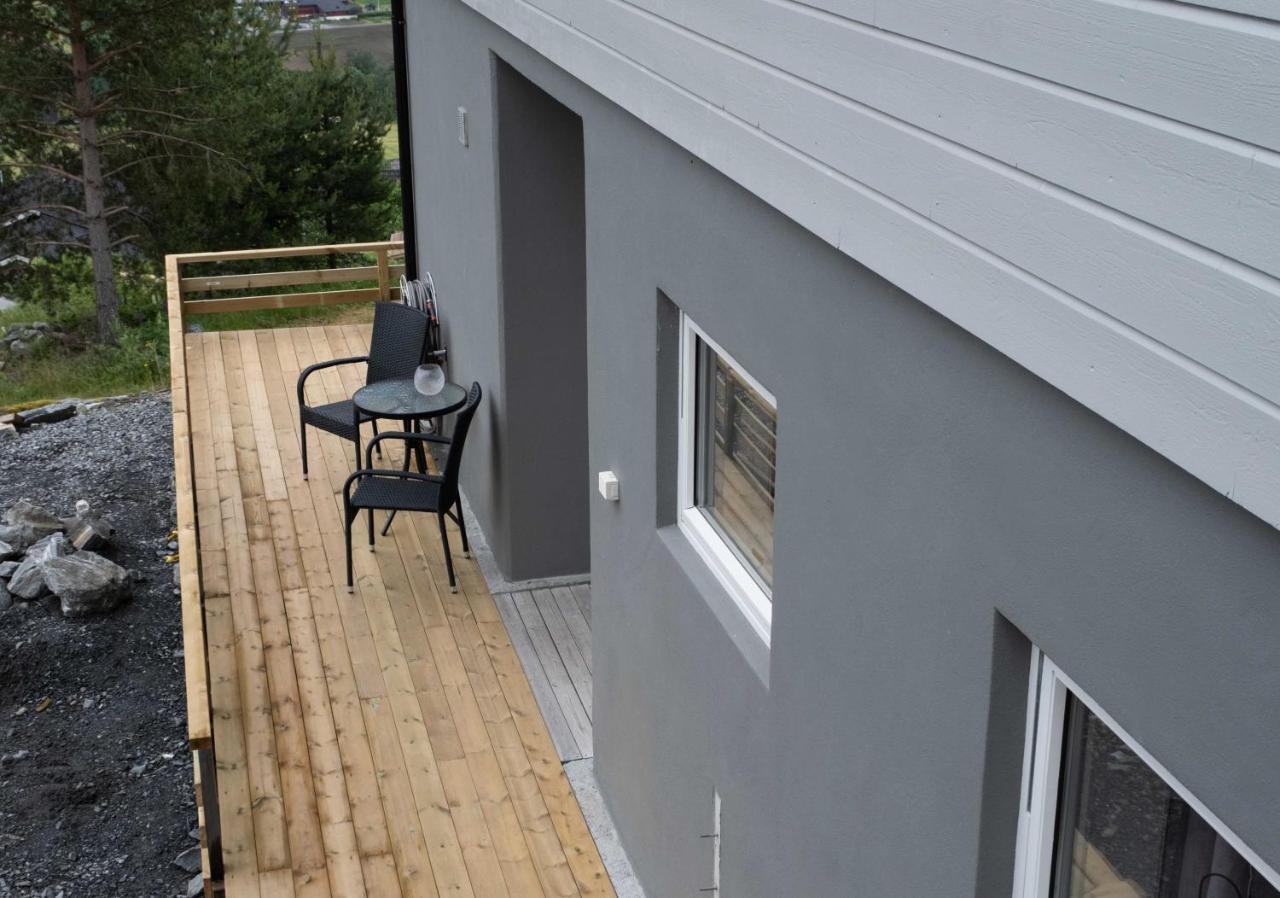 Stryn Stor Og Moderne Leilighet Екстер'єр фото
